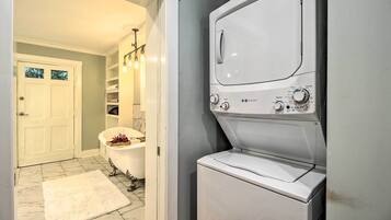 Huoneisto (0 Bedroom) | Sisätilat