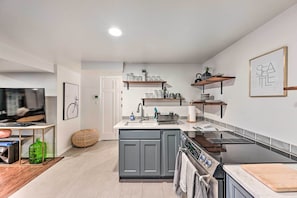 Apartment (1 Bedroom) | Interior