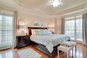 House (5 Bedrooms) | Interior - Beautiful Hiawassee Home w/ Mountain Views! (Hiawassee)