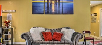 Bright Chesapeake Home Near Shopping & Dining