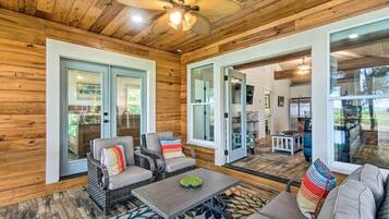 Cottage (2 Bedrooms) | Interior