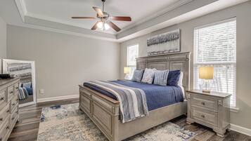 House (5 Bedrooms) | Interior