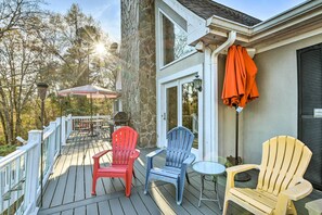 House (6 Bedrooms) | Interior - Lake Hartwell Home w/ Private Dock & Hot Tub! (Lavonia)