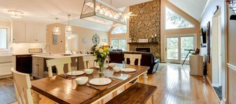 레이크 하트웰 홈 w/ 전용 독 & 온수 욕조!