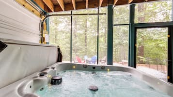 ํ์ฐ์ค (4 Bedrooms) | ๋ด๋ถ