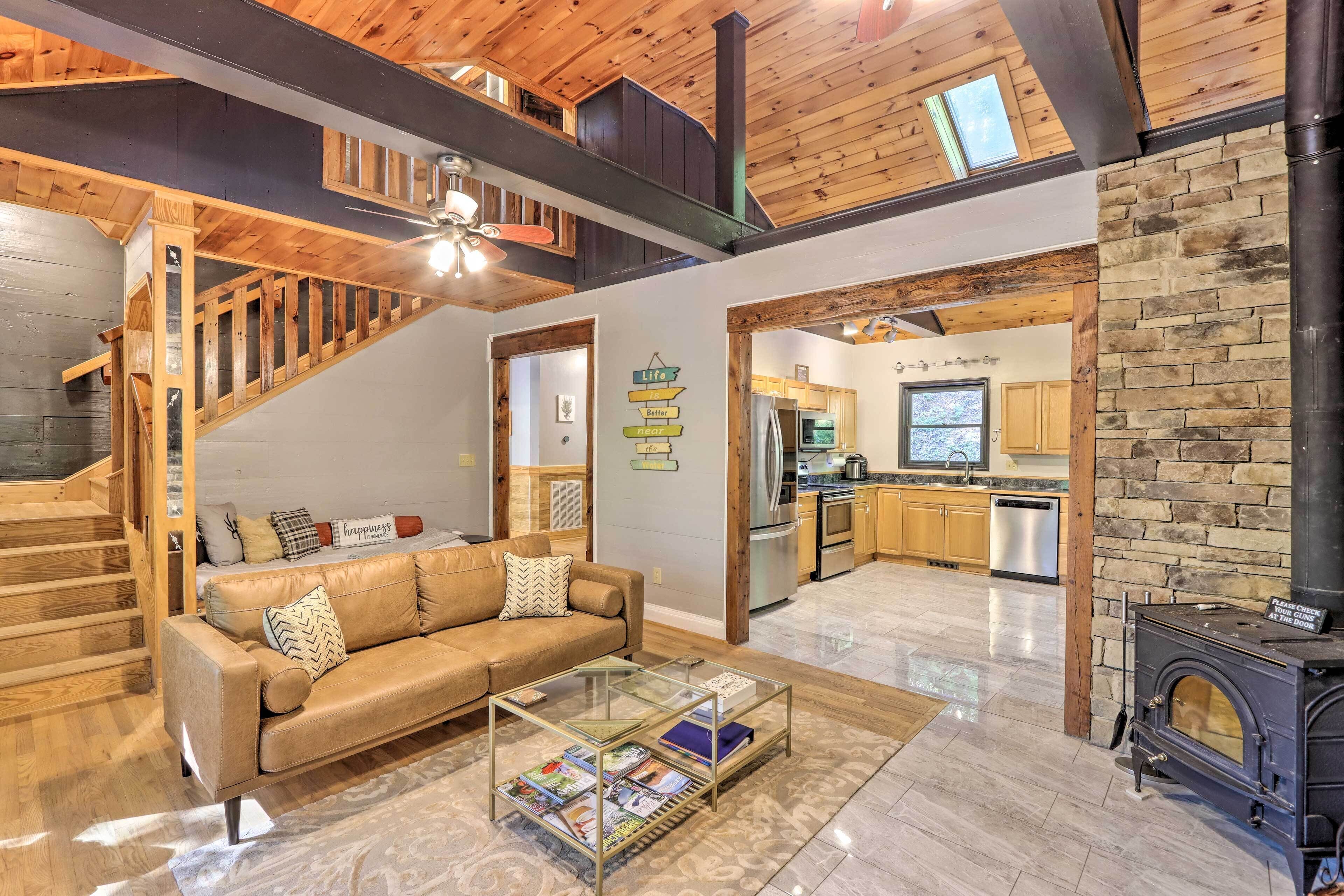 House (4 Bedrooms) | Interior