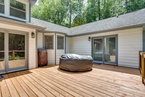 Interior - < 1 Mi to Lake Lanier: Gainesville Getaway! (Gainesville)