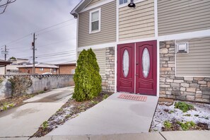 Interior - Studio w/ Fireplace: Walk to Downtown Cedar City! (Cedar City)