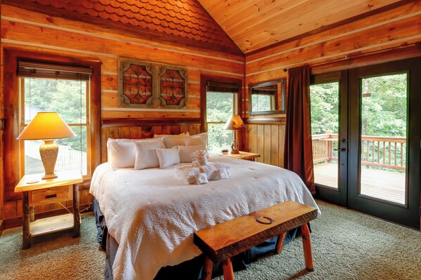 Interior - Spacious Blue Ridge Cabin w/ Private Hot Tub! (Blue Ridge)