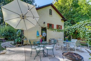 Cottage (2 Bedrooms) | Interior