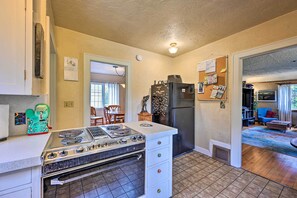 Cottage (2 Bedrooms) | Bahagian dalam