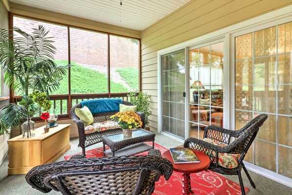 Apartment (2 Bedrooms) | Front of property