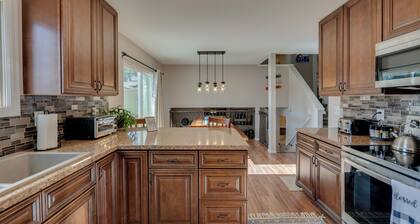 Loveland Home w/ Private Hot Tub + Wood Fireplace!