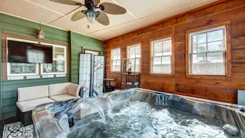 House (2 Bedrooms) | Front of property