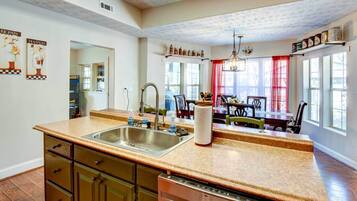 單棟房屋 (2 Bedrooms) | 內部