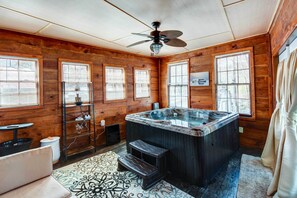 Casa (2 Bedrooms) | Interior