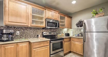 Fayetteville Getaway ~ 23 Mi to Dtwn Atlanta!