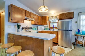 House (2 Bedrooms) | Private kitchen - Hague Vacation Rental ~ 2 Mi to Lake George! (Hague)