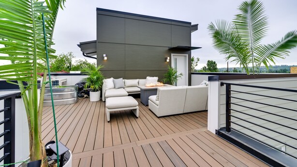 Unclassified image, 1 of 29, button - Luxury Seattle Home w/ Rooftop Deck + Fire Pit! (Seattle)