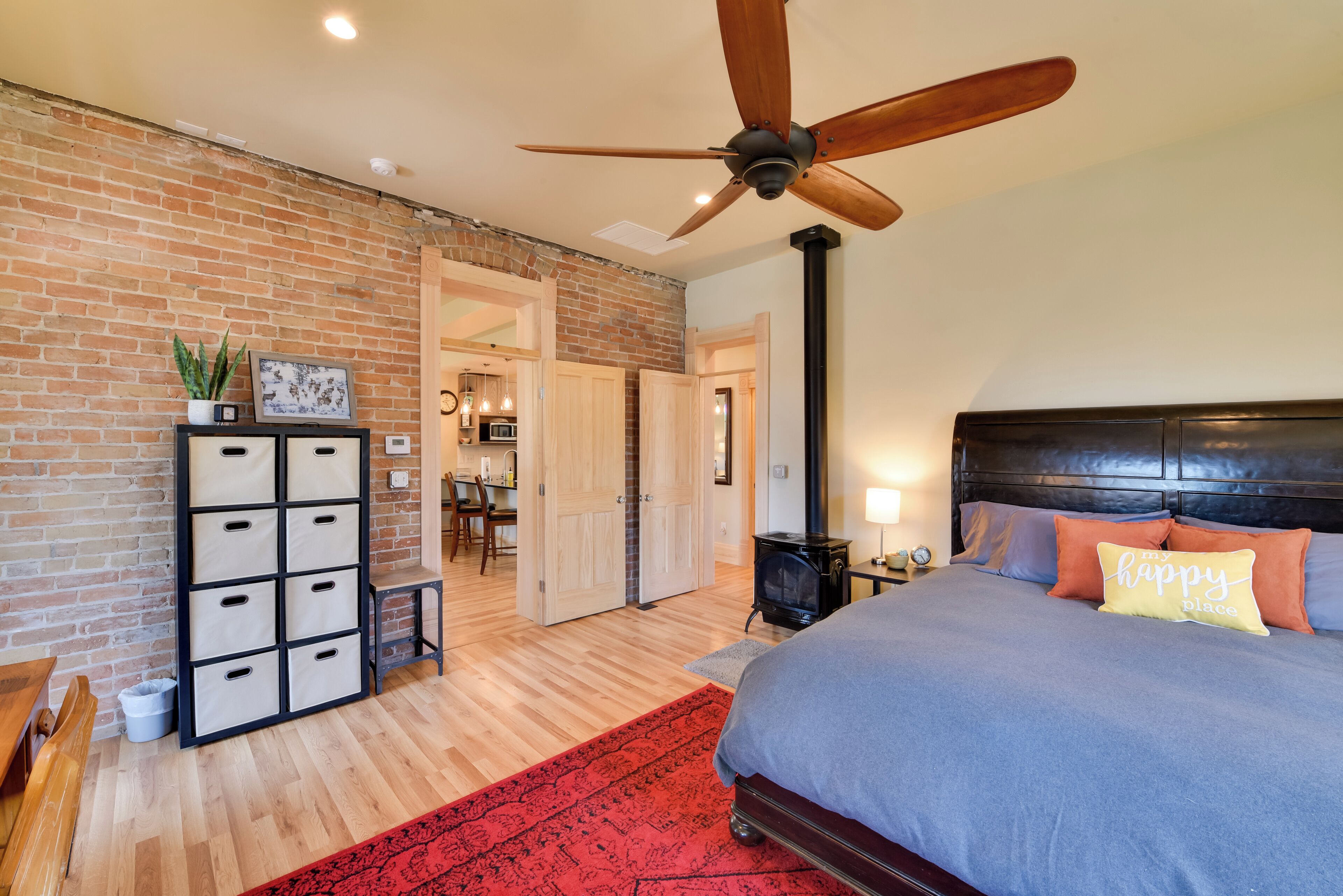 House (2 Bedrooms) | Interior