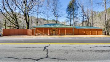 Rumah (2 Bedrooms) | Interior