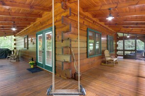 Interior - Blue Ridge Cabin Rental w/ Hot Tub & Creek Access! (Blue Ridge)
