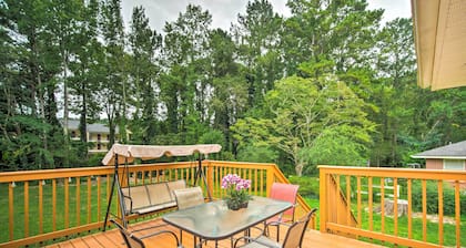 Picturesque Kennesaw Home w/ Private Backyard