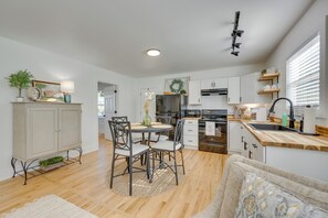 Cottage (3 Bedrooms) | Intérieur