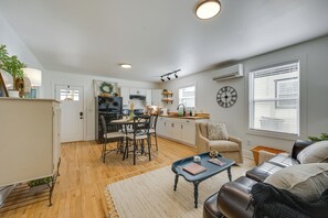 Cottage (3 Bedrooms) | Front of property