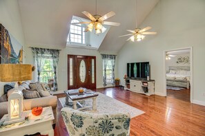 House (4 Bedrooms) | Interior