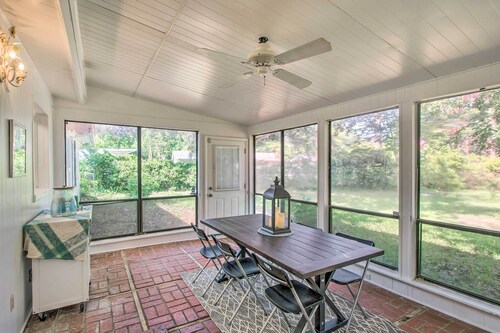 Pet-friendly Brunswick Retreat w/ Gas Grill!