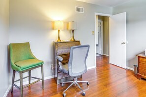 House (2 Bedrooms) | Interior - Cozy Memphis Vacation Rental Near Beale Street! (Memphis)