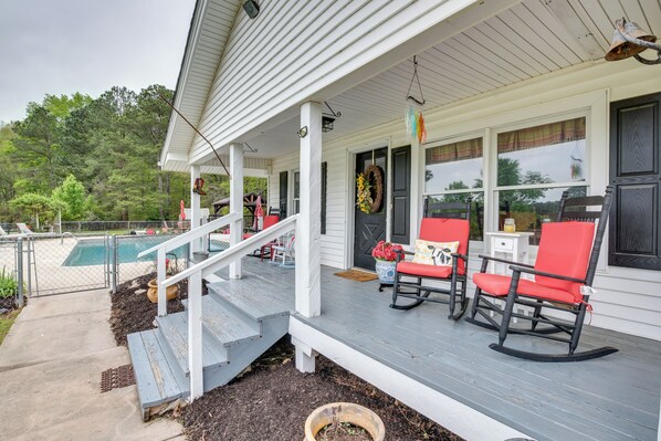 House (3 Bedrooms) | Interior