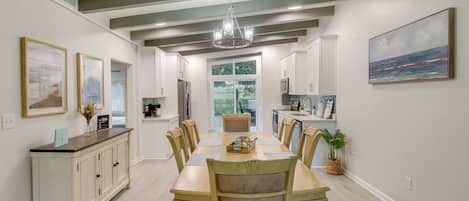 House (3 Bedrooms) | Dining