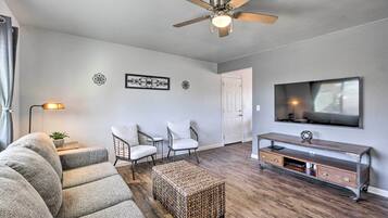 Apartment (3 Bedrooms) | Front of property