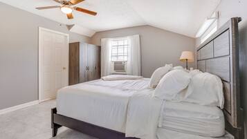 Apartment (1 Bedroom) | 1 bedroom, iron/ironing board, free cribs/infant beds, bed sheets