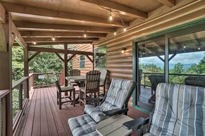 House (2 Bedrooms) | Interior - Yellow Mountain Blairsville Cabin w/ Scenic Deck (Blairsville)