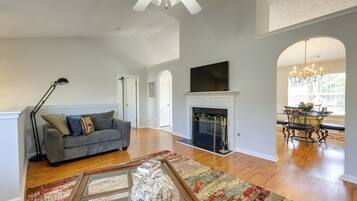 Rumah (5 Bedrooms) | Interior