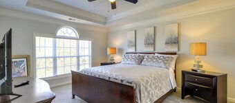 Spacious Georgia Home w/ Deck, Grills & Fireplace!