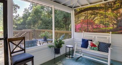 Charming Thomasville Getaway: Walk to Downtown!