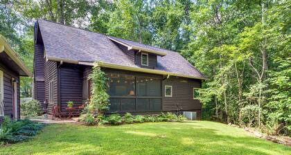Dog-friendly Dahlonega Home w/ Private Fire Pit!