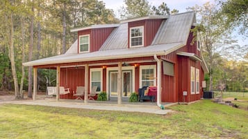 House (3 Bedrooms) | Front of property