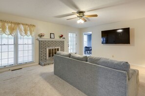 Fireplace - Charming Lithia Springs Home: 16 Mi to Atlanta! (Lithia Springs)