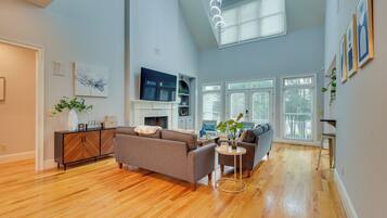 House (Multiple Bedrooms) | Interior