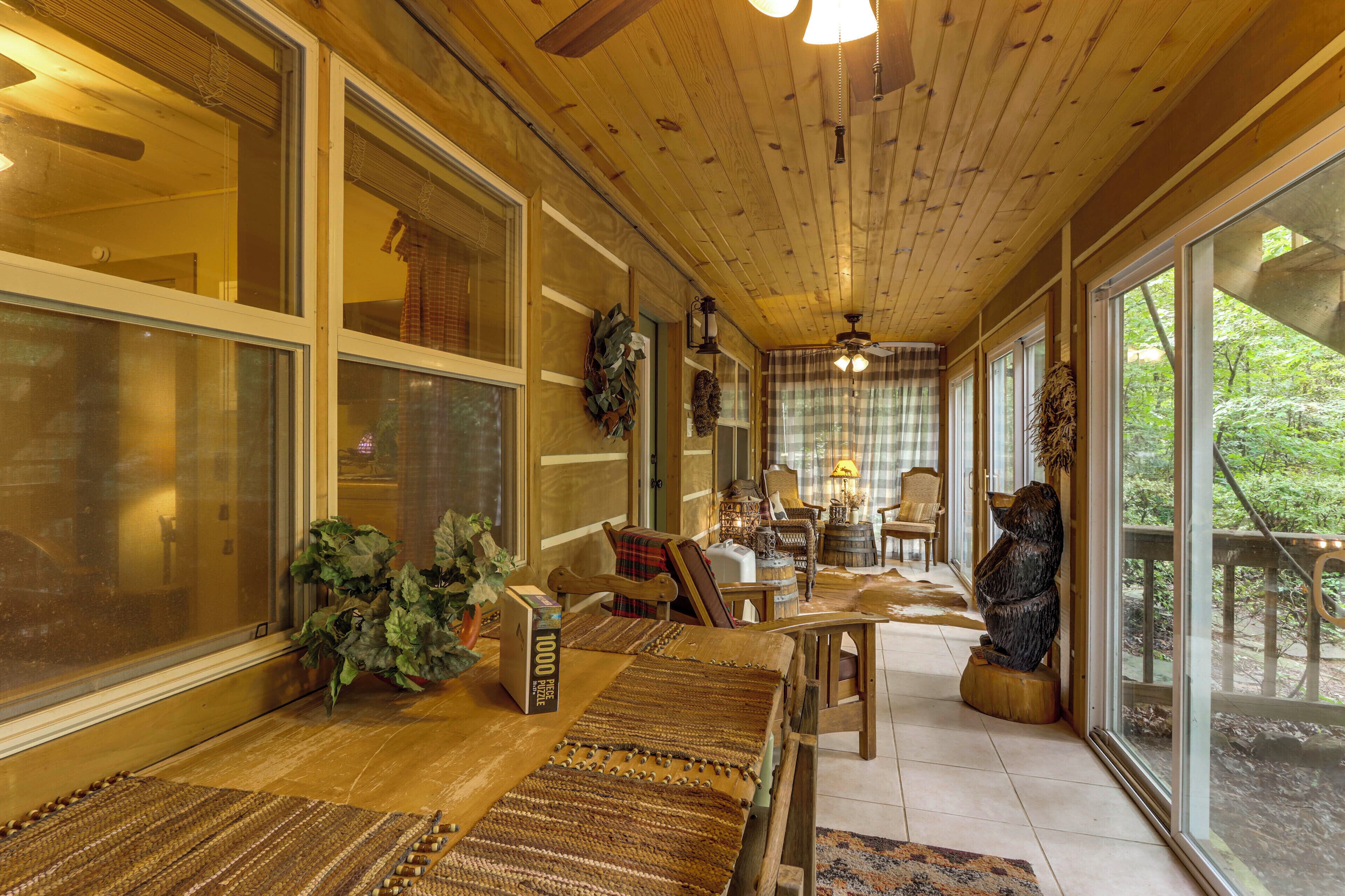 House (4 Bedrooms) | Interior