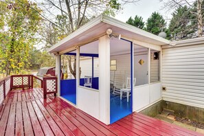 House (3 Bedrooms) | Interior - Pet-friendly Farm Retreat: 1 Mi to Lake Allatoona! (Acworth)