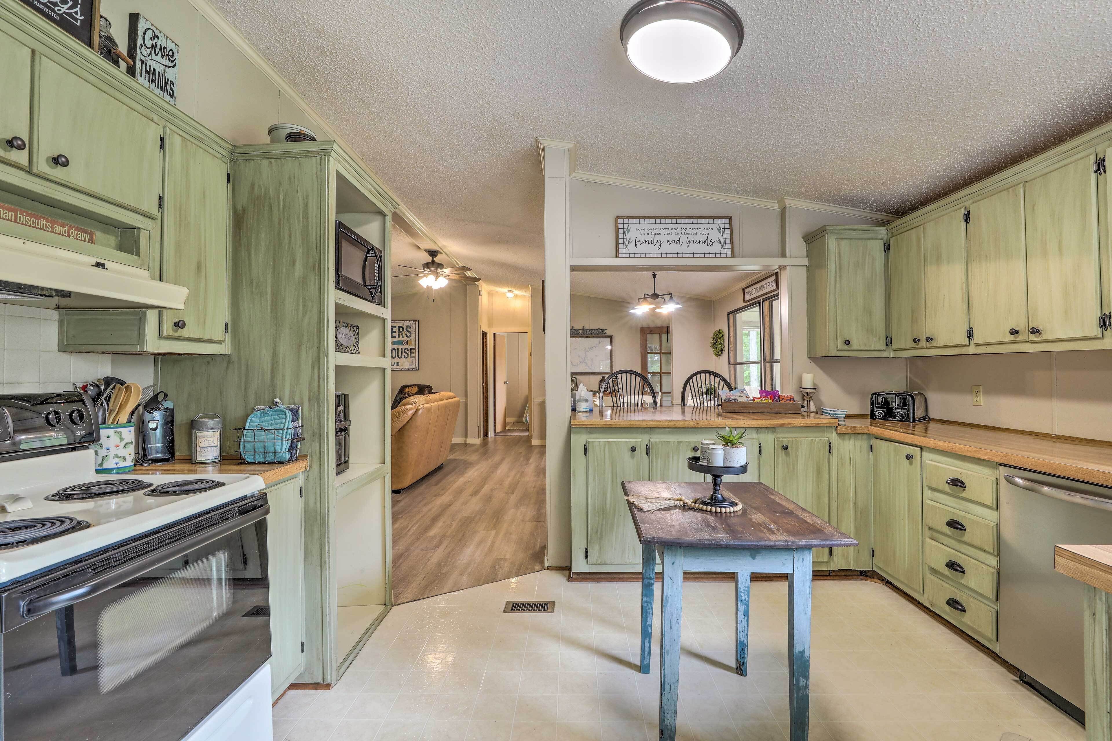 House (3 Bedrooms) | Interior