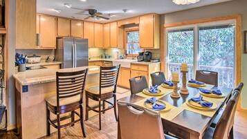 Cottage (2 Bedrooms) | Interior