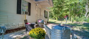 Sylvan Cabin on 73 Acres - Pond On-site!