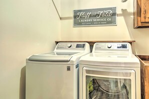 Interior - Riverside Mtn Retreat w/ Hot Tub & Game Room! (Blue Ridge)